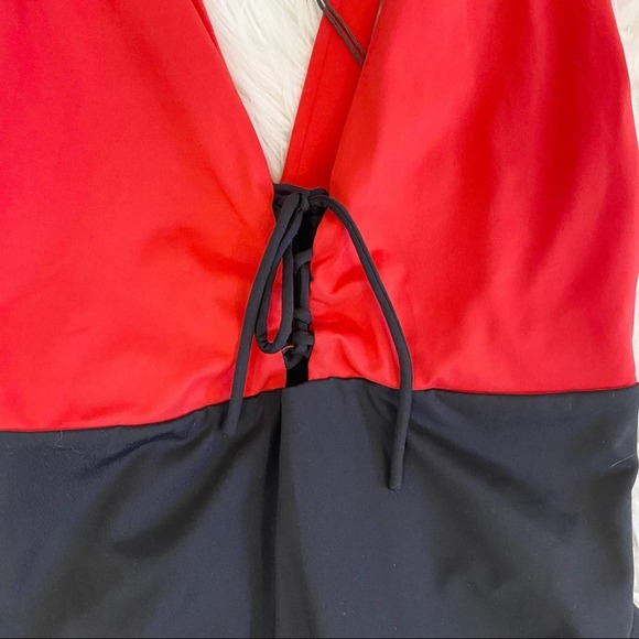 With Tags $175 Onia Iona Lace Up Plunge Swimsuit Size Large - Picture 6 of 11